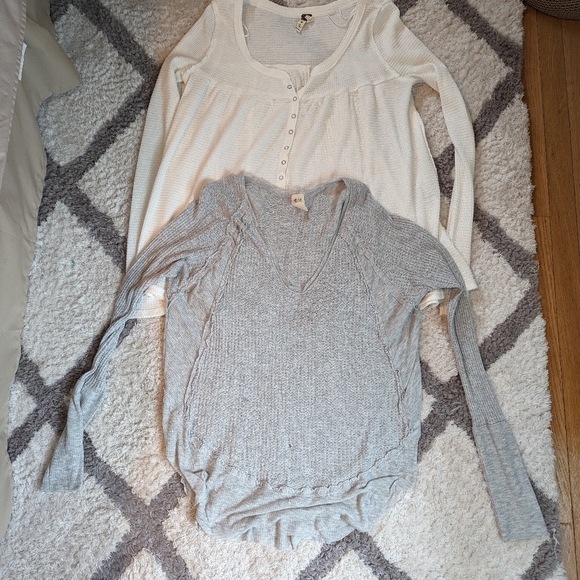 Free People- We the Free long sleeve waffle *LOT OF 2* - Picture 1 of 2